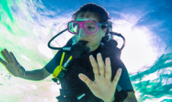 What exactly happens to your body and mind when you experience a scuba-related panic episode. And how can you regain control?