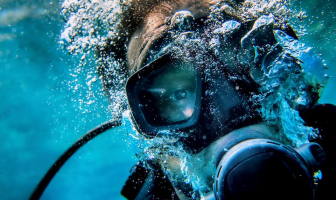 Here are five of the worst scuba diving habits you should avoid